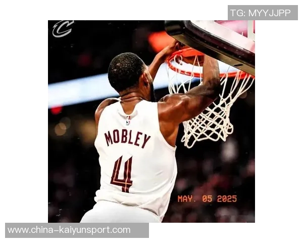 小米切尔助攻12次展现控卫实力努力帮助队友轻松得分