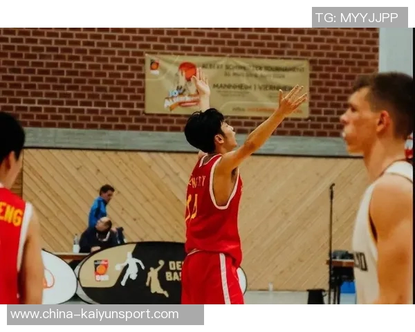 张博源获11个offer媒体人建议选择培养锋线及排名约100的学校