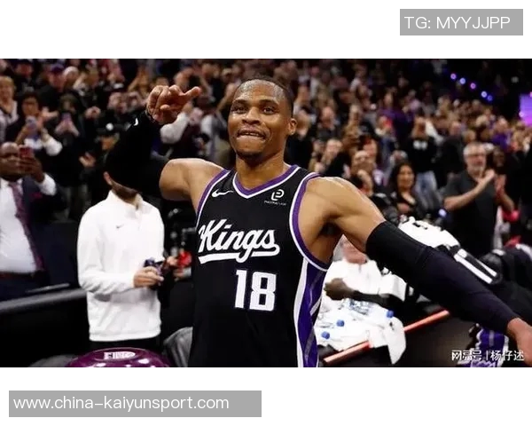 夸梅直言布朗尼一年无进步威少积极跑动更具价值 夸梅直言布朗尼一年无进步威少积极跑动更具价值