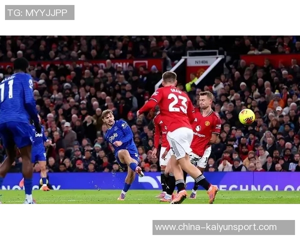 曼联在阿莫林带领下迎来英超五轮不败热刺战平展现强劲实力